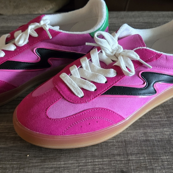 Steve Madden Pink and Green Sneakers - Picture 3 of 3